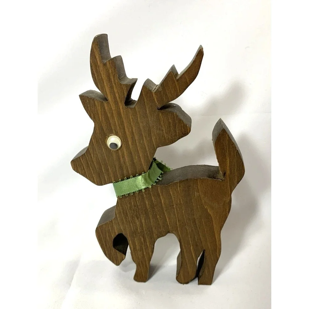 Vintage Wood Deer 7.5